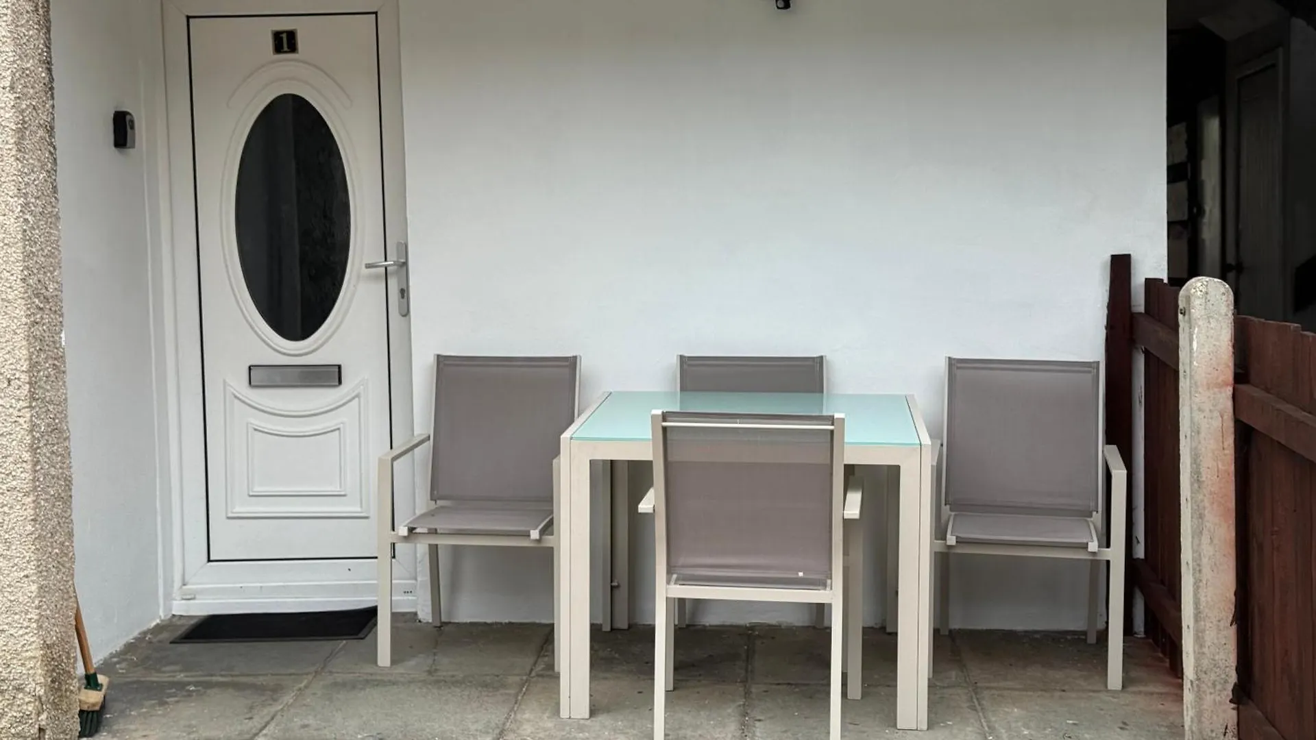 Daire It Is A Spacious And Beautiful Home Edinburgh